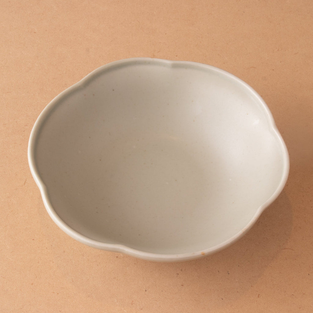 なみなみ中皿 ライトグレー