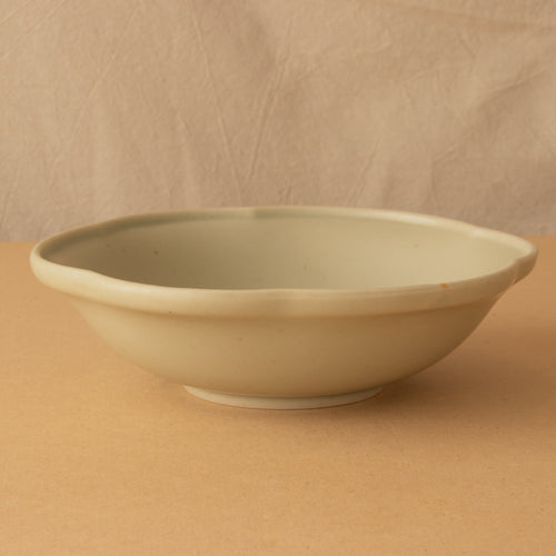 なみなみ中皿 ライトグレー